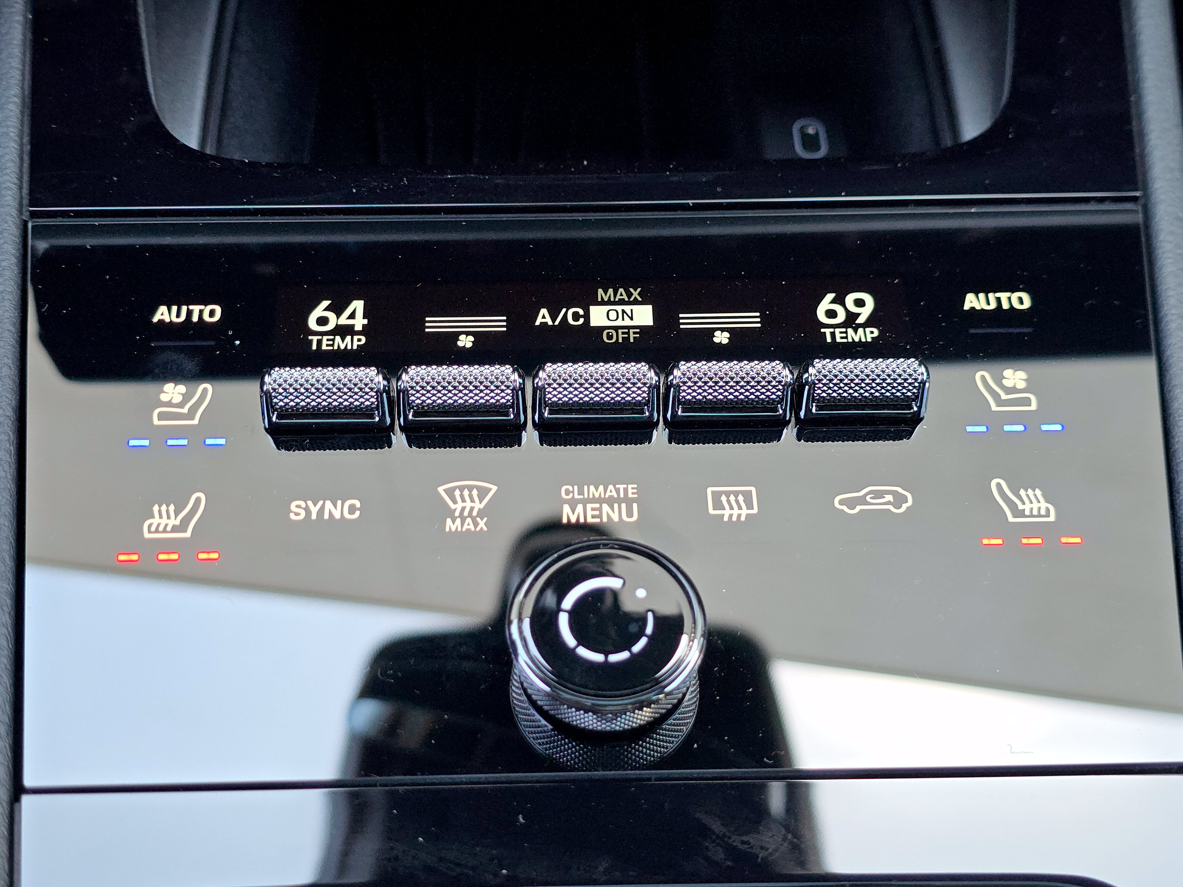 New 2026 Porsche Cayenne Coupe AWD/4WD image 22