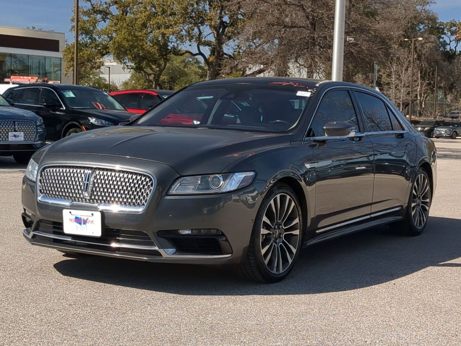 Used 2018 Lincoln Continental Reserve image 7