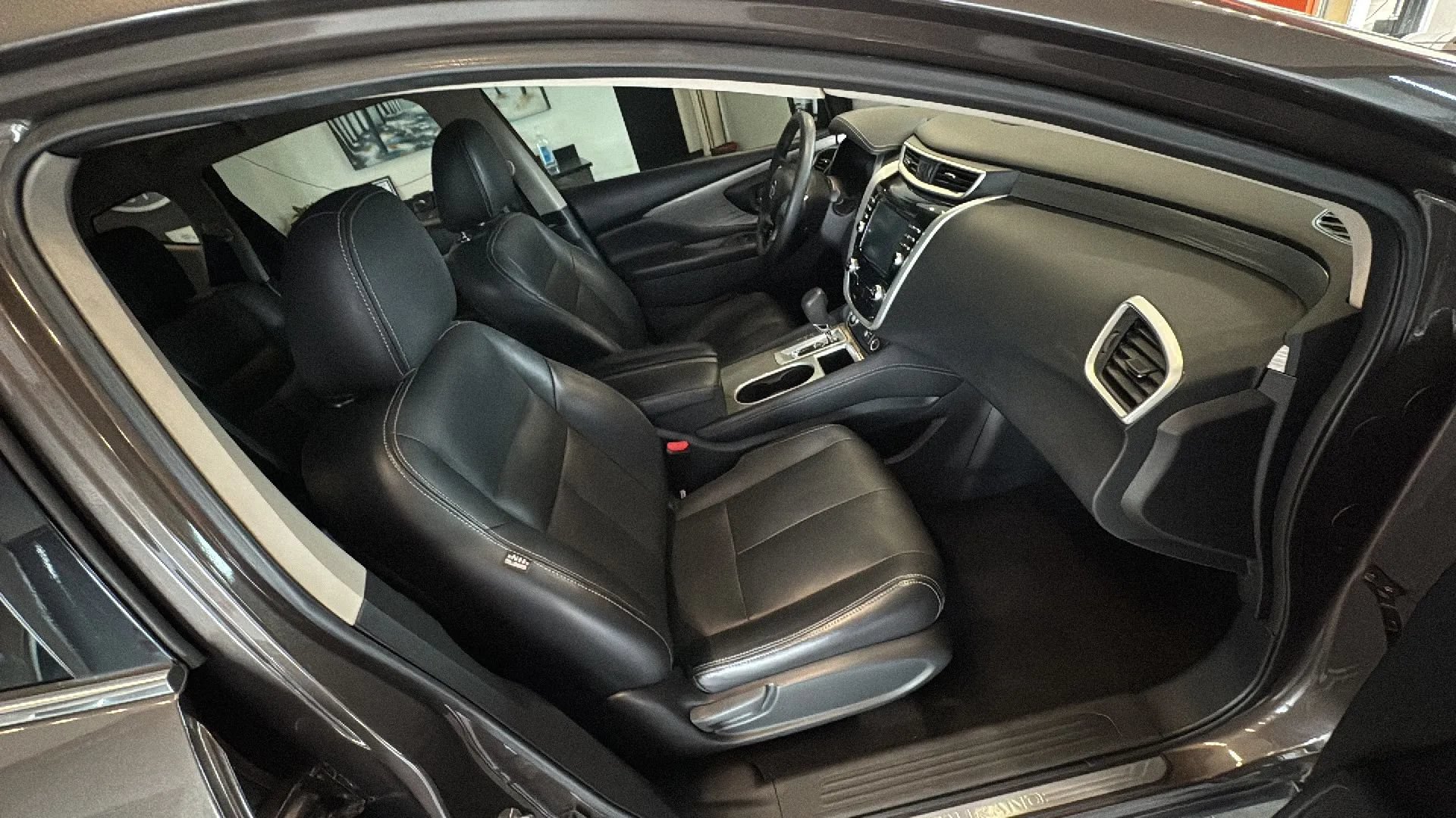Used 2018 Nissan Murano S FWD image 16