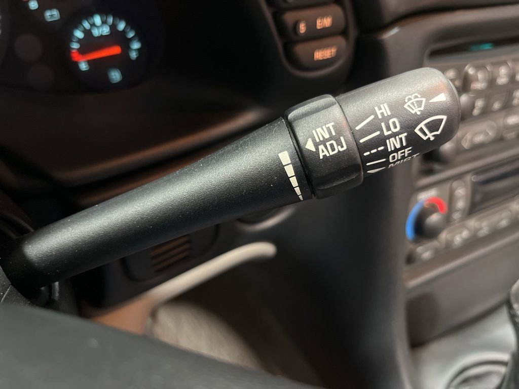 Used 1999 Chevrolet Corvette Convertible w/ Performance Handling Pkg image 22