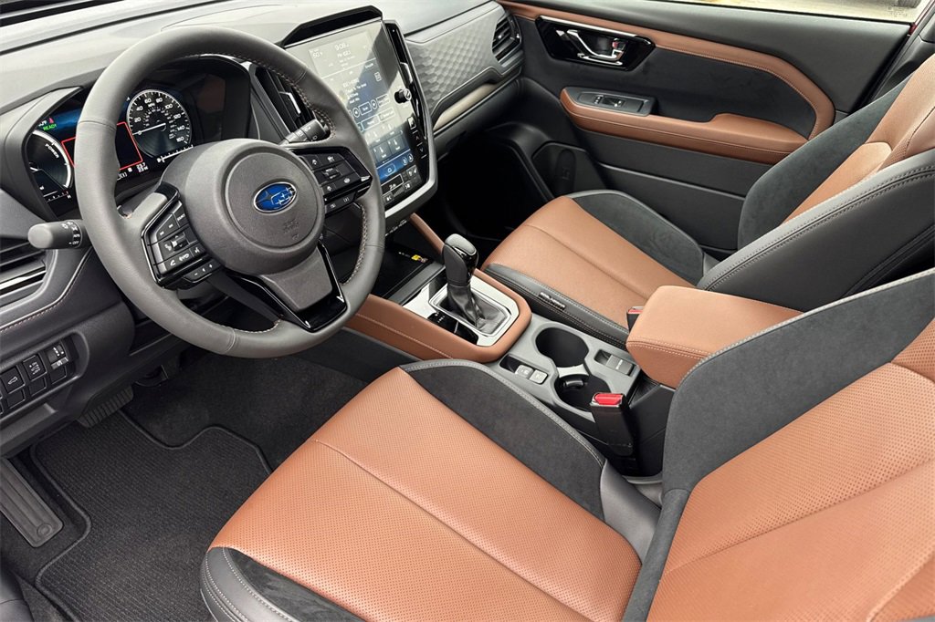 New 2025 Subaru Forester Touring image 8