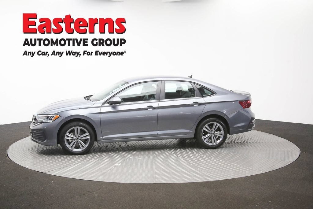 Used 2024 Volkswagen Jetta SE FWD image 53
