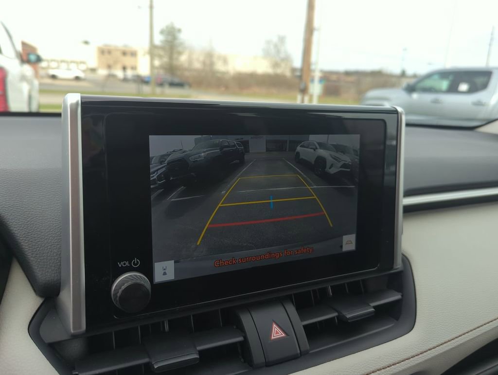 Used 2023 Toyota RAV4 XLE w/ Convenience Package AWD/4WD image 18