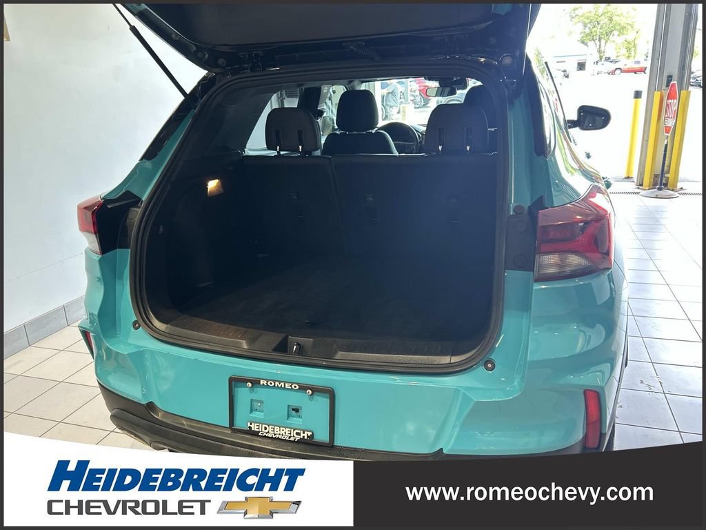 Certified 2022 Chevrolet TrailBlazer RS AWD/4WD image 15