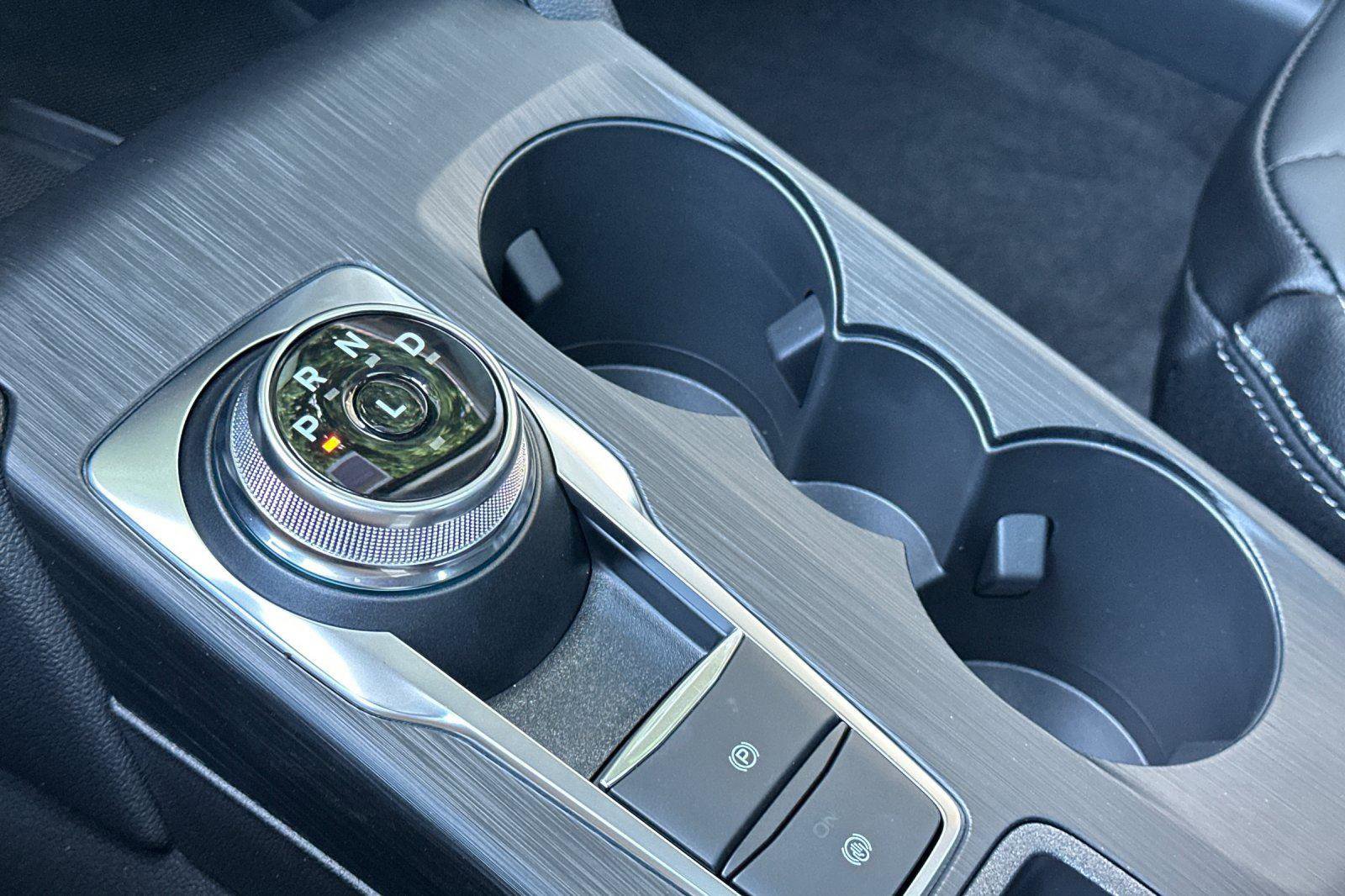 New 2025 Ford Escape SE w/ PHEV Premium Package image 19