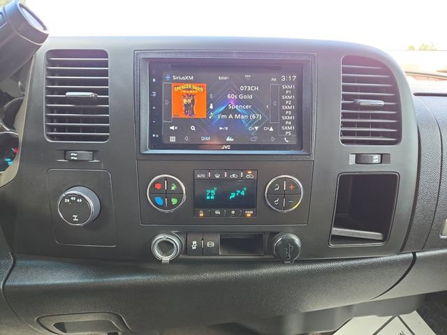 Used 2012 Chevrolet Silverado 2500 LT AWD/4WD image 24