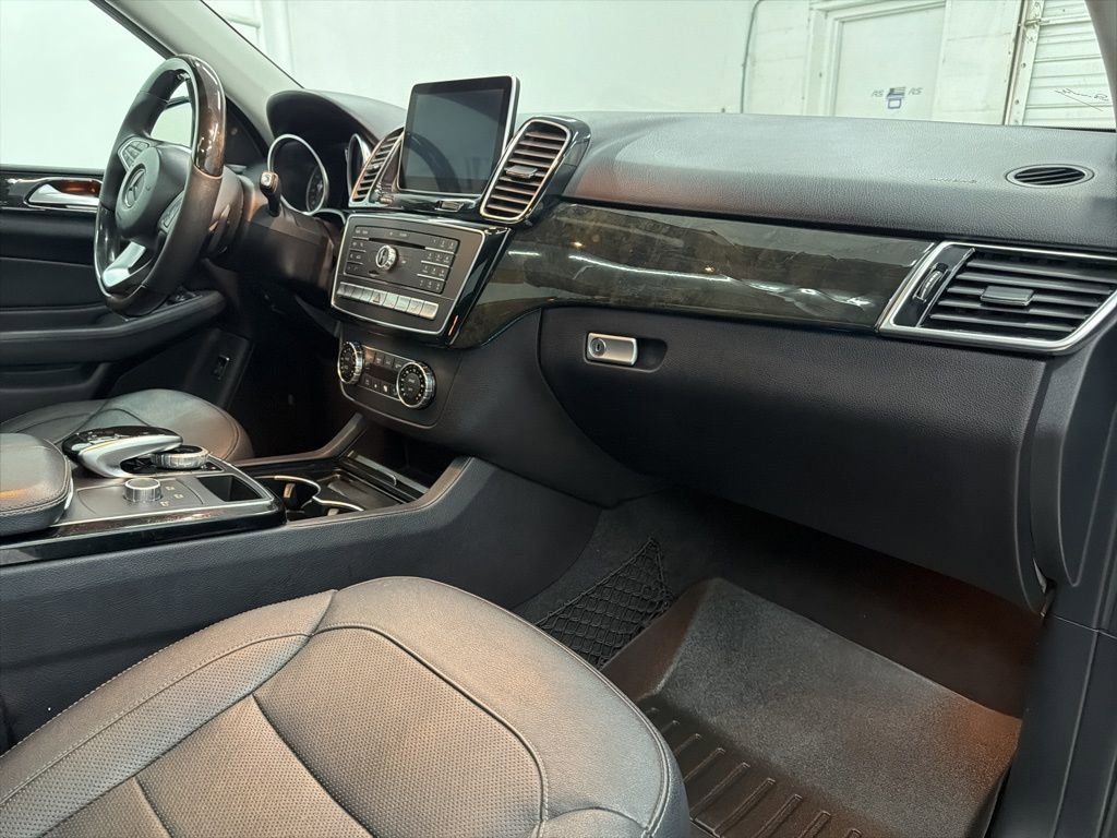 Used 2016 Mercedes-Benz GLE 350 image 26