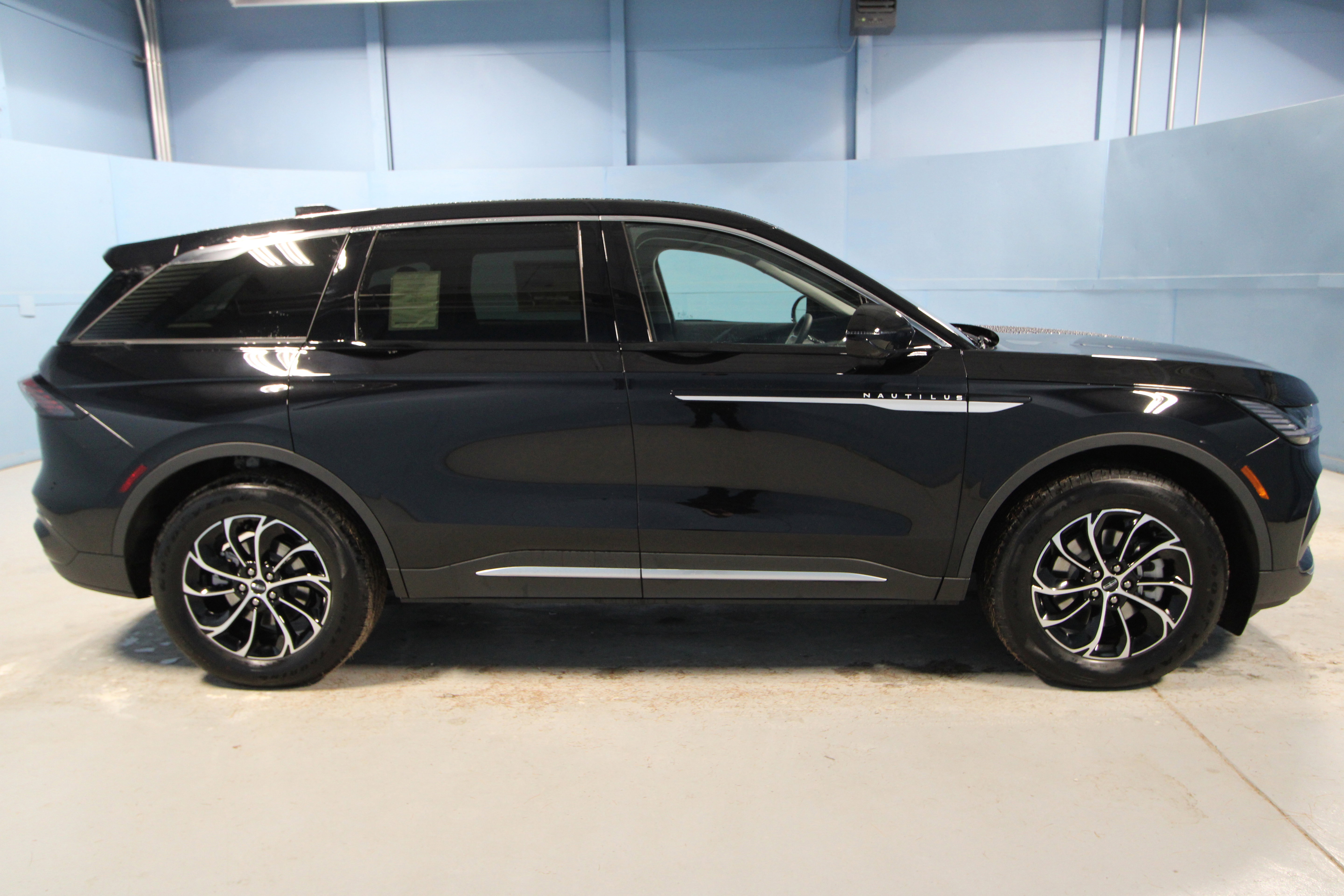 New 2026 Lincoln Nautilus Premier image 36