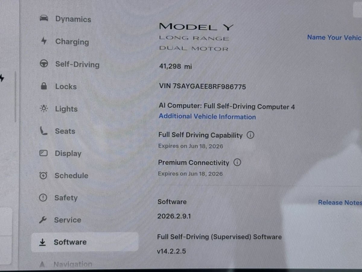 Used 2024 Tesla Model Y Long Range AWD/4WD image 10