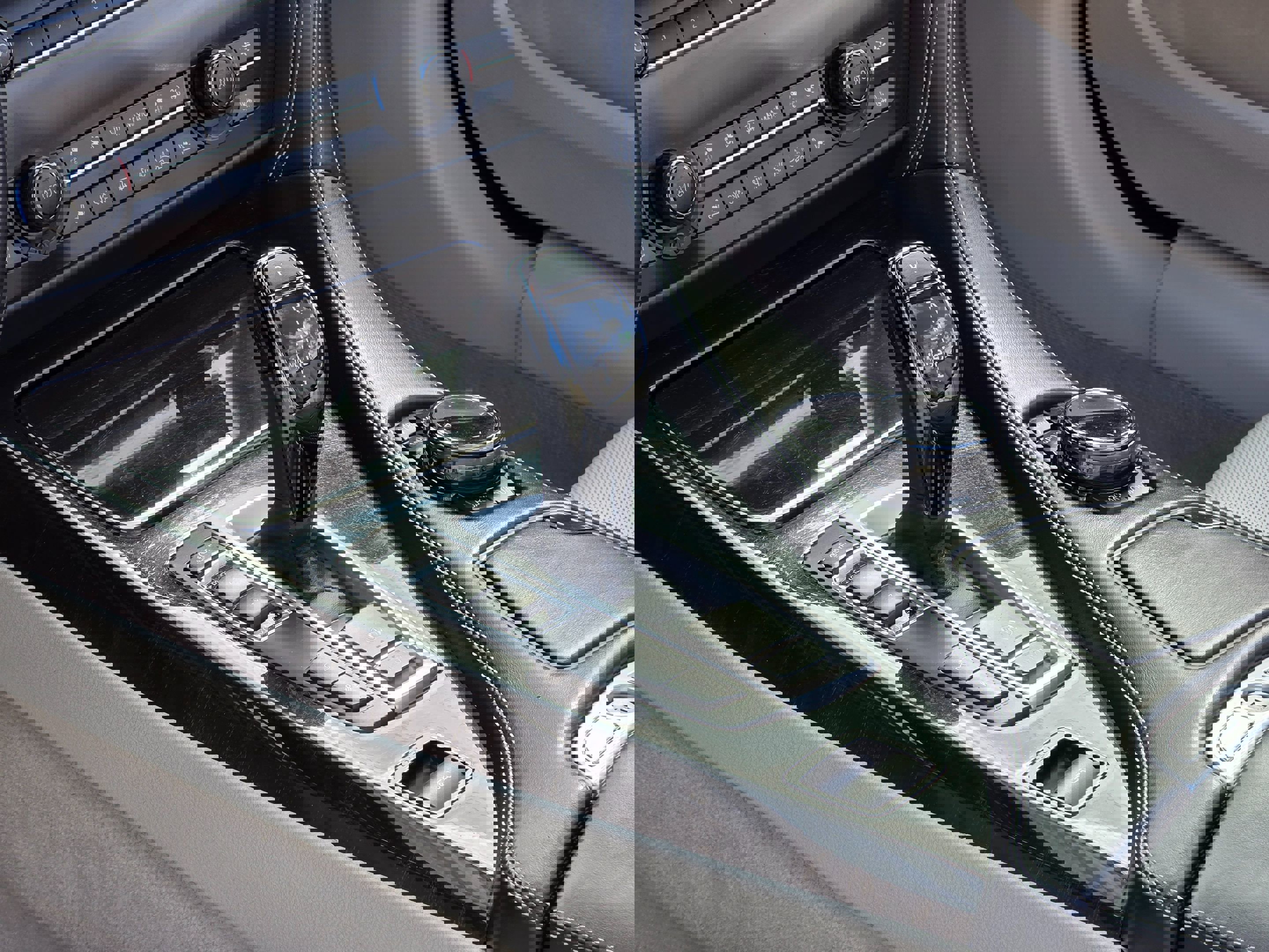 Used 2015 BMW 650i Convertible image 26