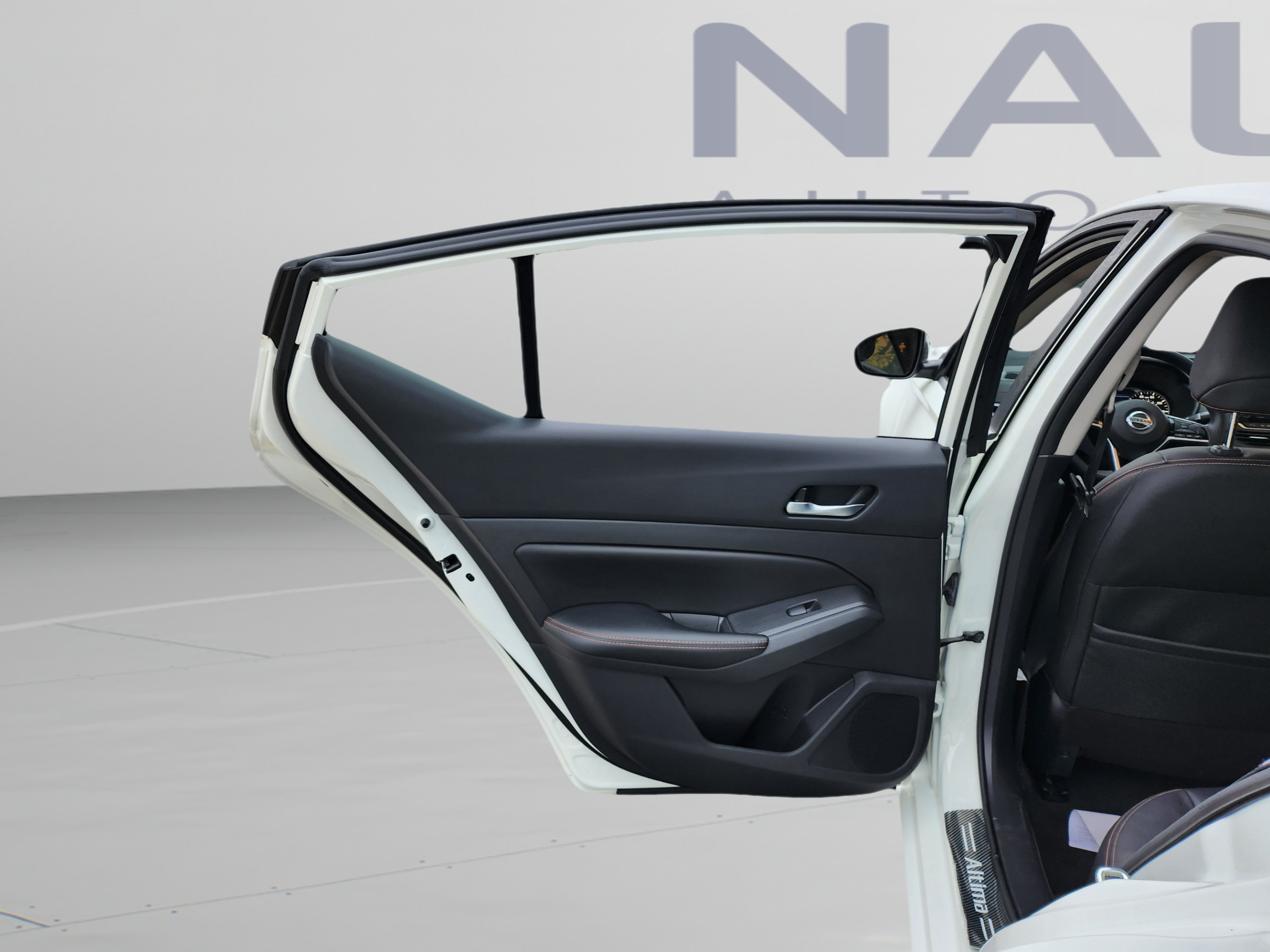 Used 2021 Nissan Altima 2.5 SR w/ SR Premium Package FWD image 20