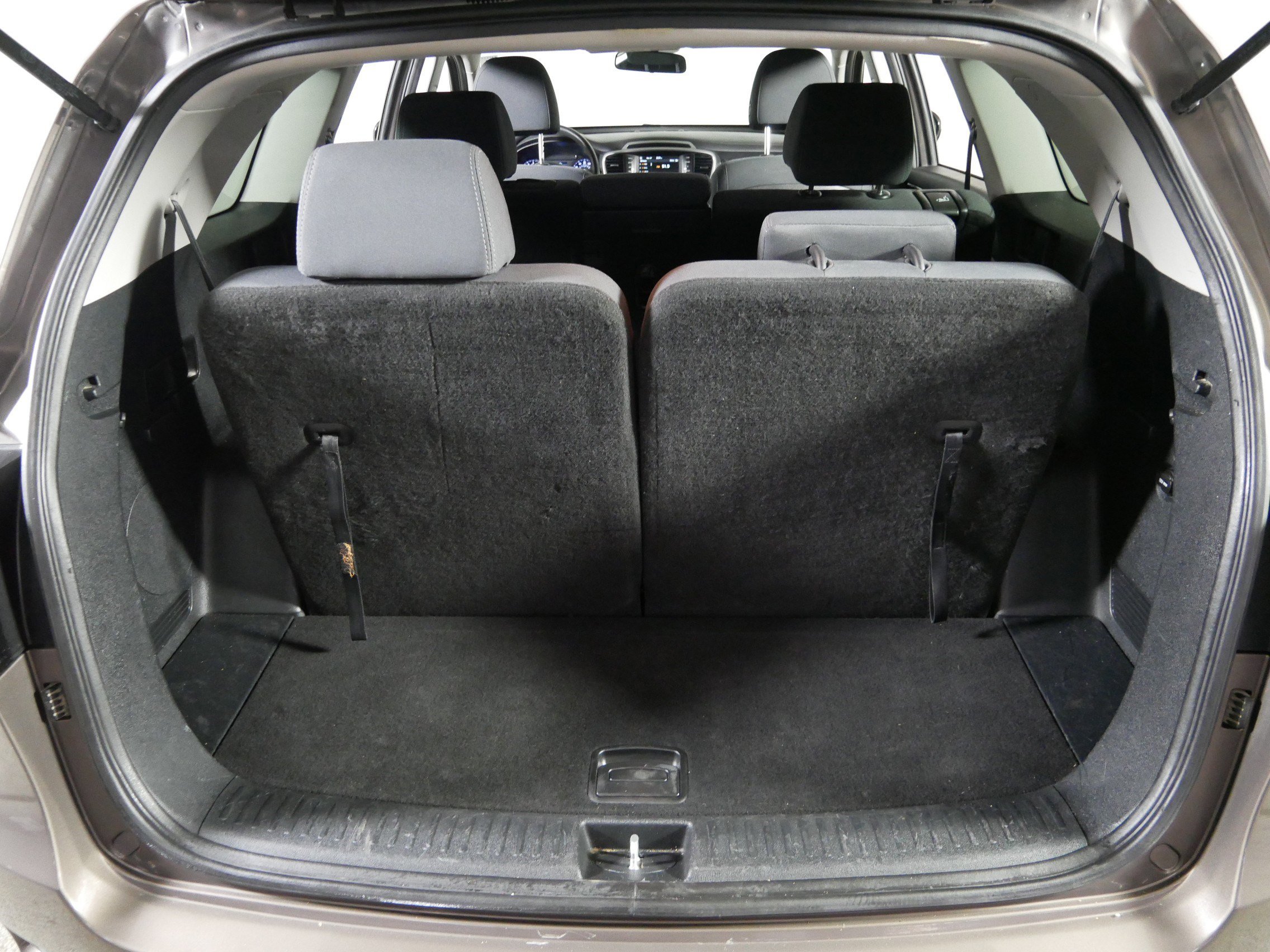Used 2019 Kia Sorento LX AWD/4WD image 18