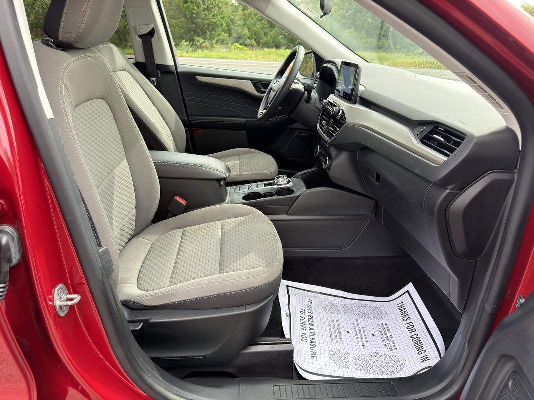 Used 2022 Ford Escape SE w/ SE Sport Appearance Package AWD/4WD image 33