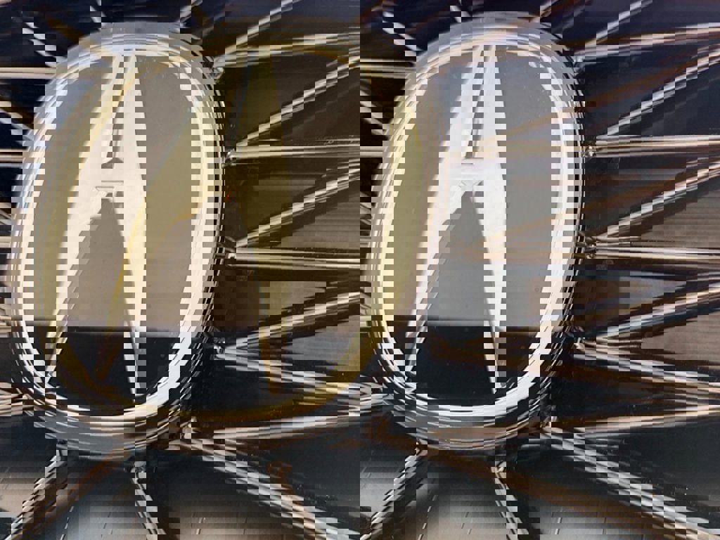 Used 2025 Acura TLX w/ Technology Package image 9