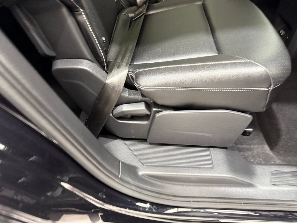 Used 2021 Volkswagen Atlas SE image 23