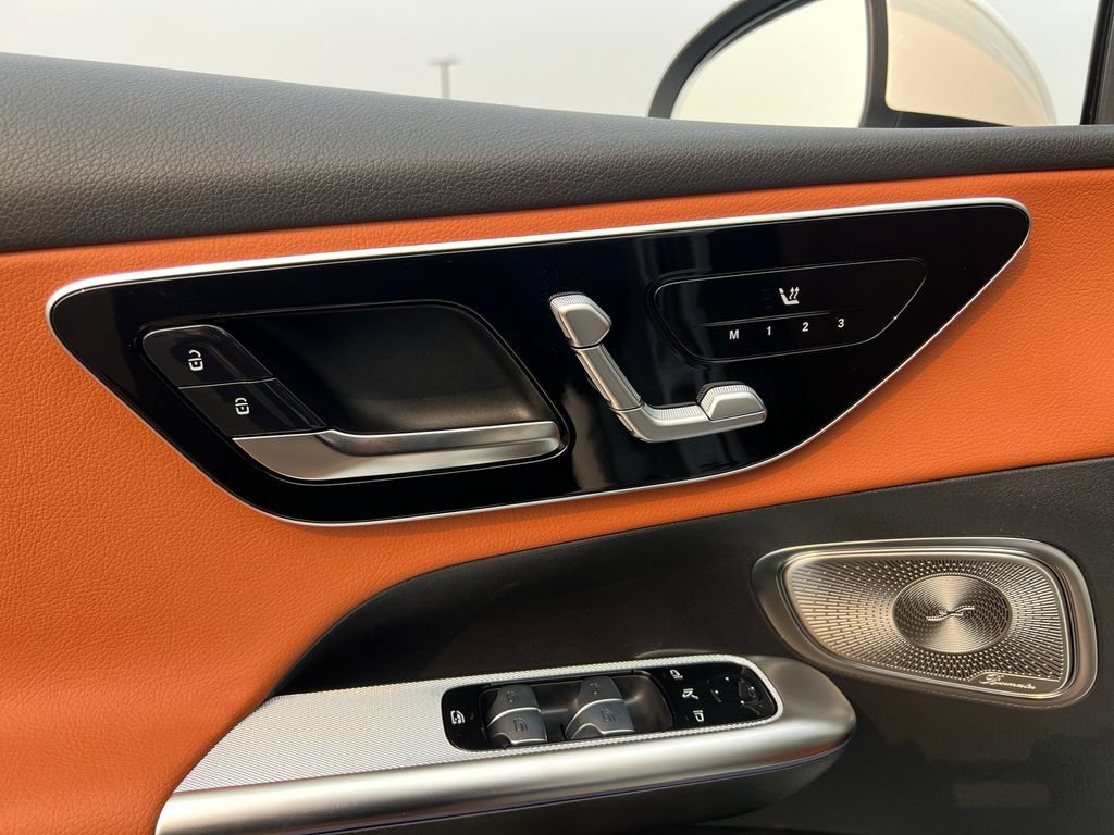 New 2026 Mercedes-Benz GLC 300 4MATIC image 12