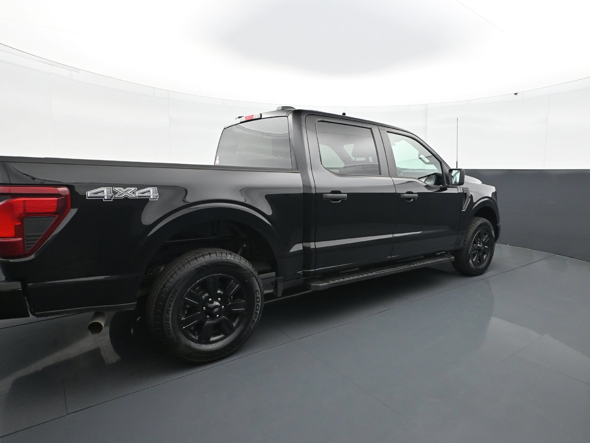 Used 2025 Ford F150 STX w/ STX Black Appearance Package AWD/4WD image 7