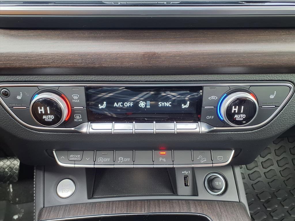 Used 2025 Audi Q5 2.0T Premium Plus w/ Premium Plus Package image 18