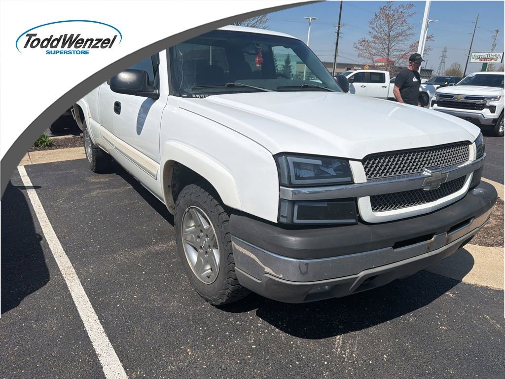 Used 2004 Chevrolet Silverado 1500 w/ Light Duty Power Package AWD/4WD image 1