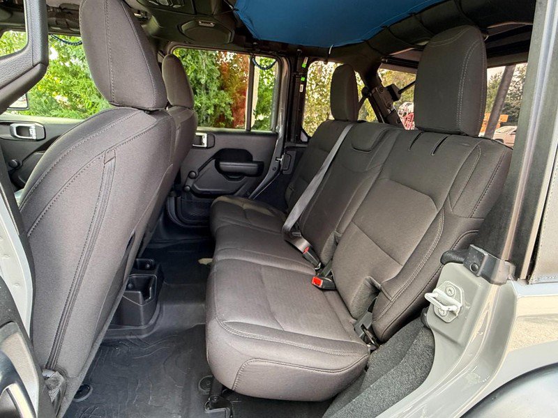 Used 2022 Jeep Wrangler Unlimited Sport AWD/4WD image 19