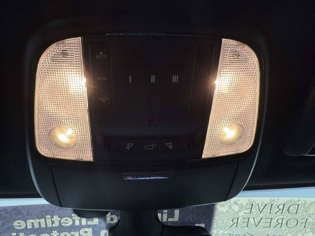 Used 2023 Dodge Durango GT AWD/4WD image 28