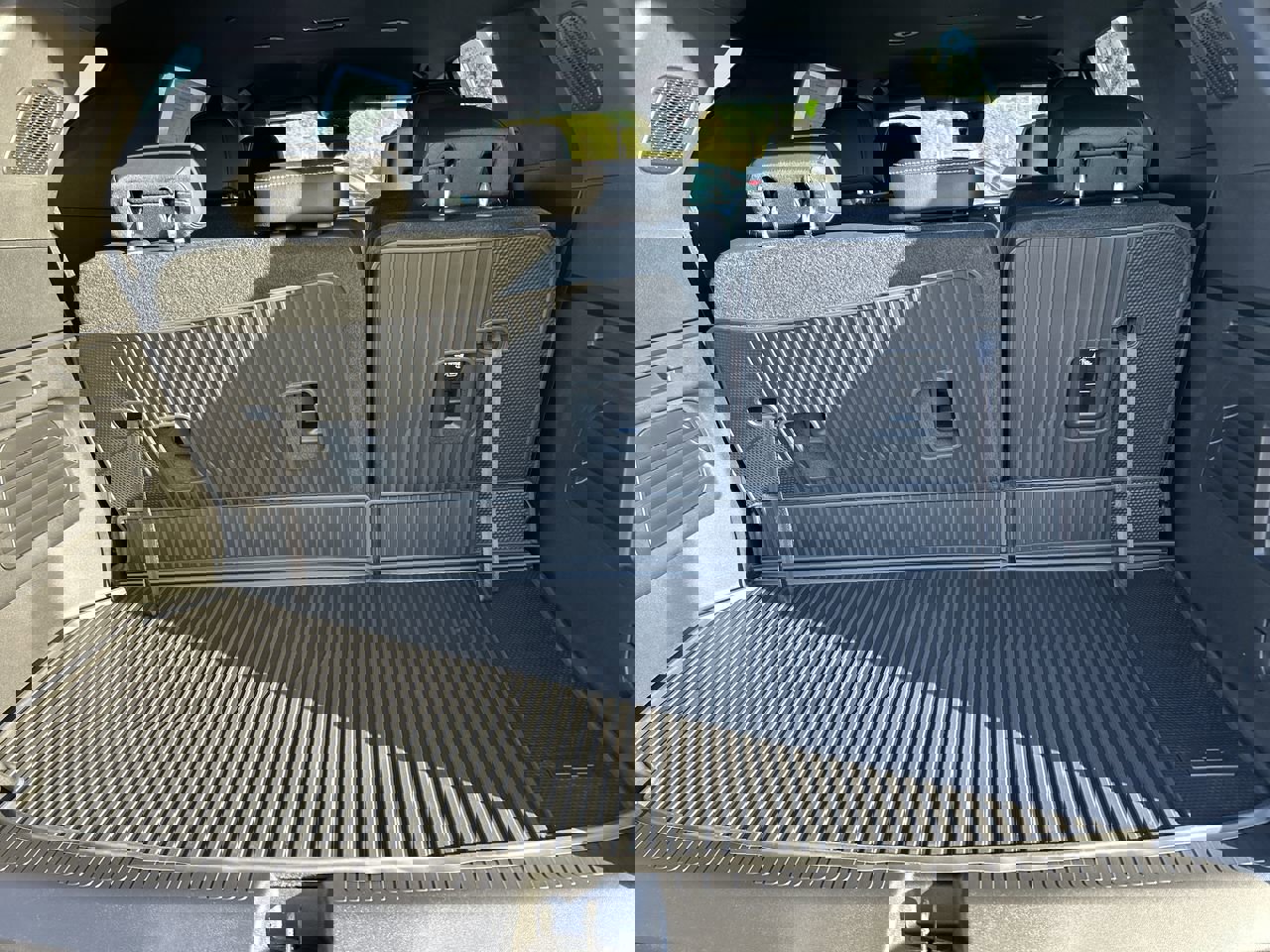 New 2026 Chevrolet Traverse LT w/ Midnight/Sport Edition image 12