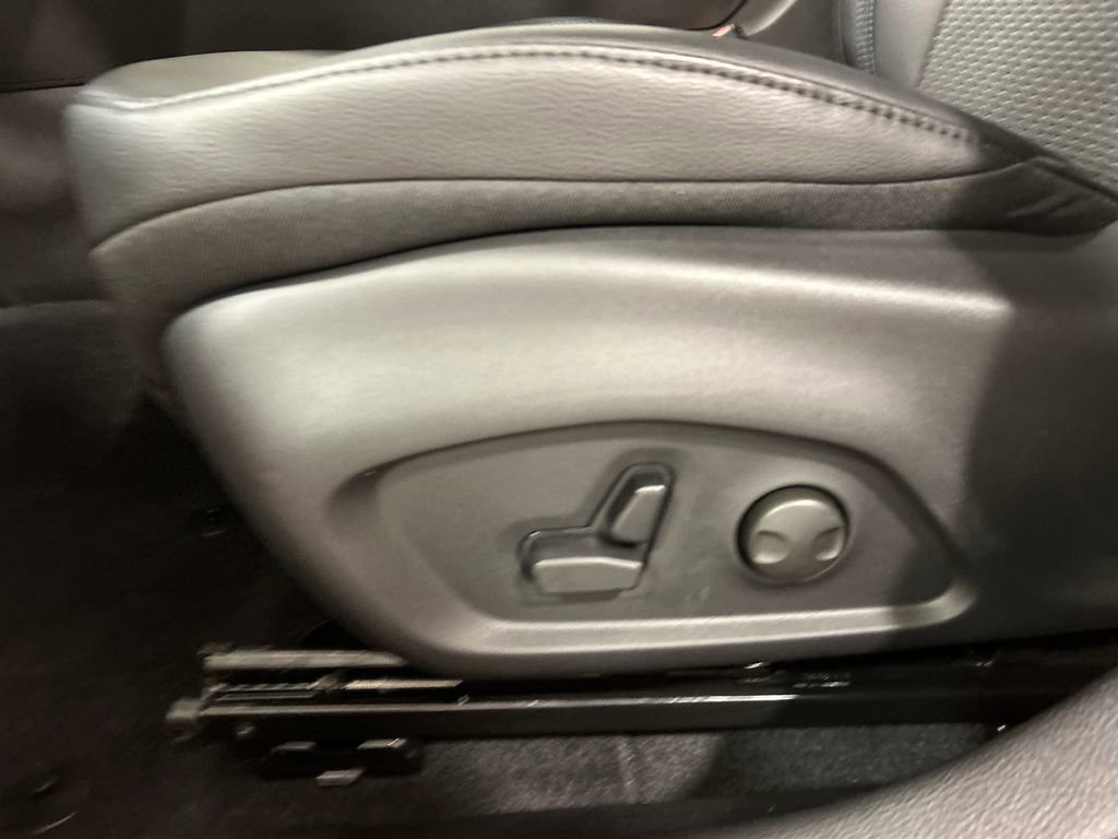 New 2026 Jeep Compass Latitude image 17