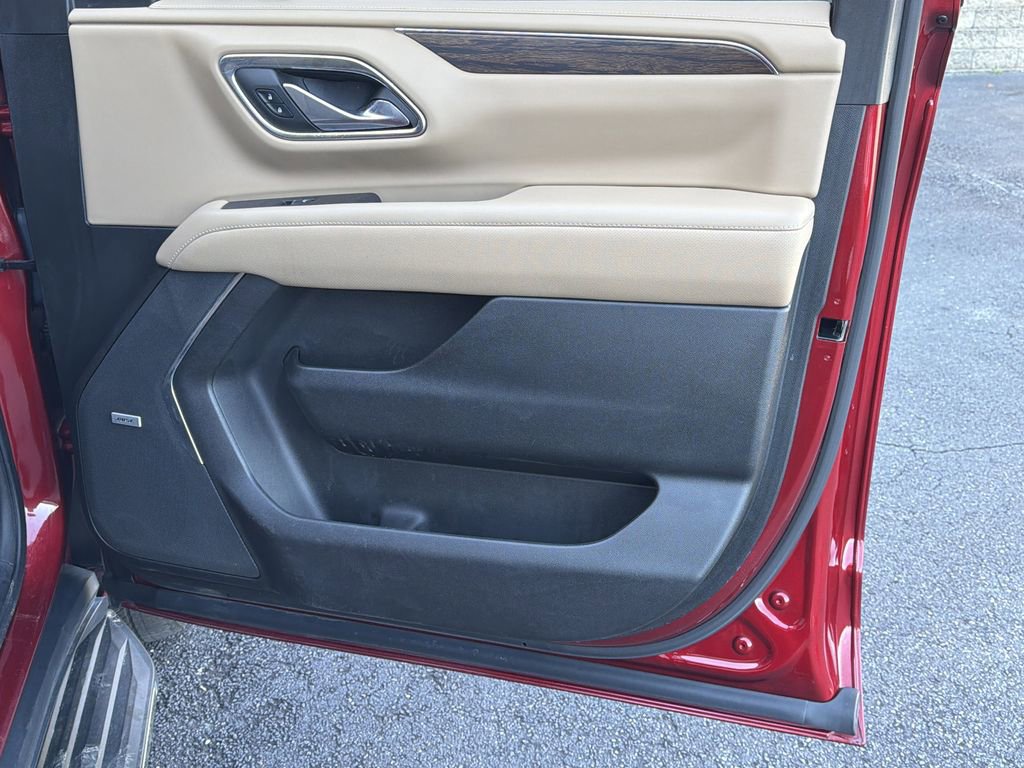 Used 2023 Chevrolet Tahoe Premier w/ Advanced Technology Package image 14