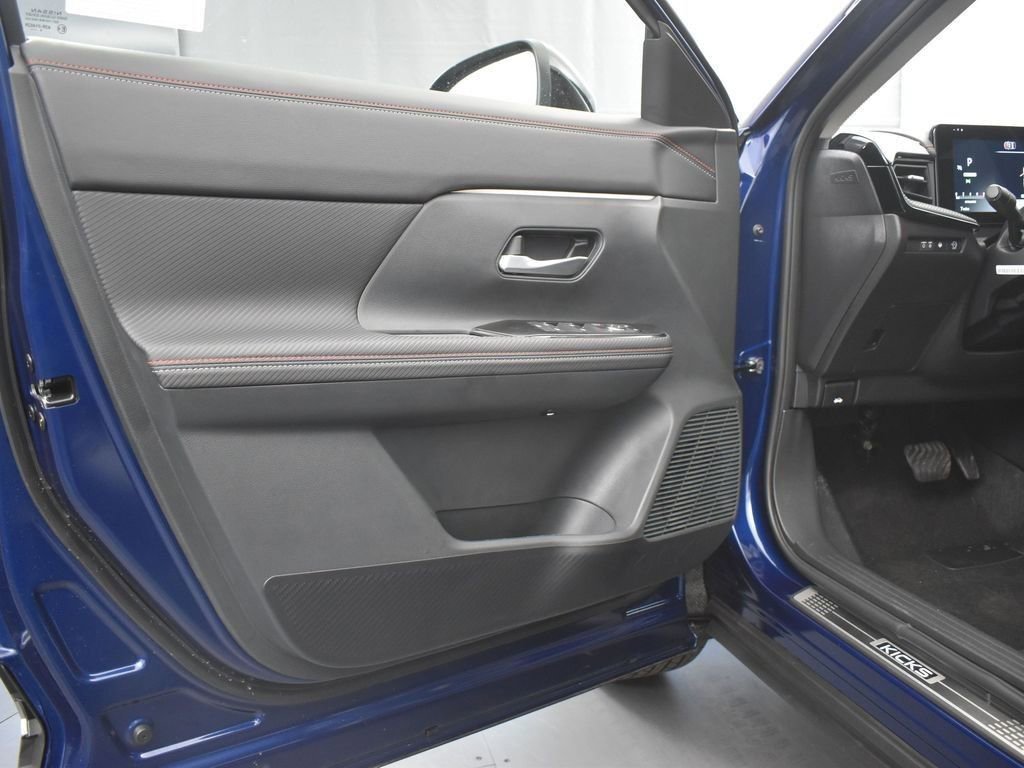 New 2026 Nissan Kicks SR w/ Illumination Package image 28