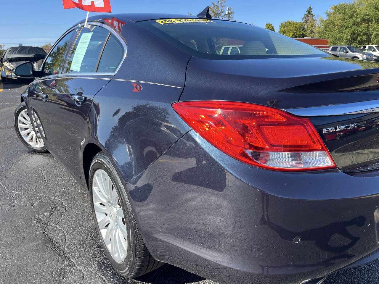 Used 2013 Buick Regal Premium image 11
