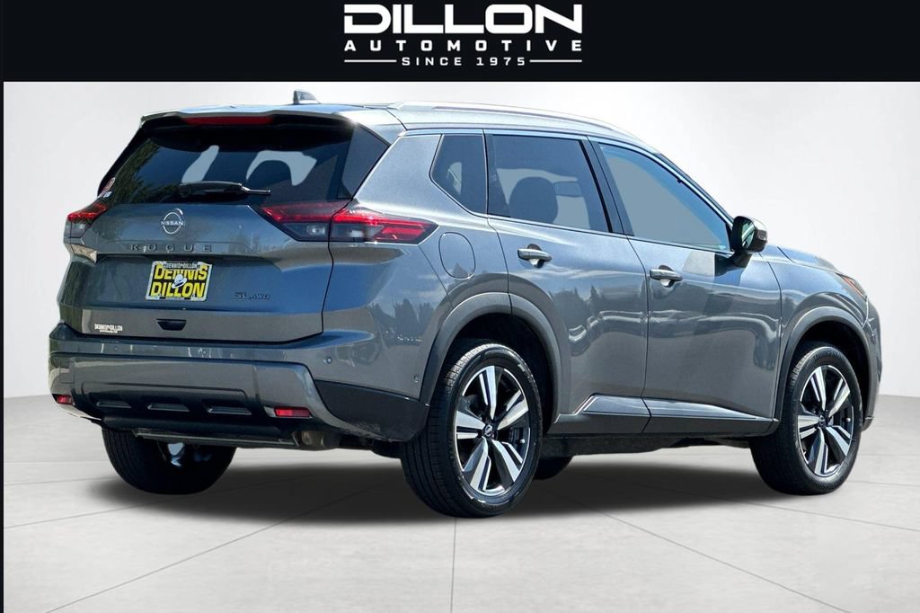 Used 2026 Nissan Rogue SL AWD/4WD image 4