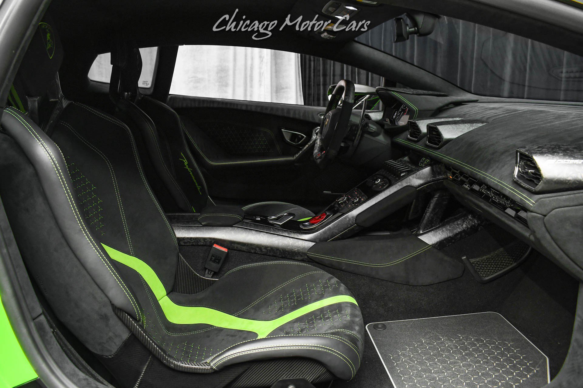 Used 2018 Lamborghini Huracan Performante image 20