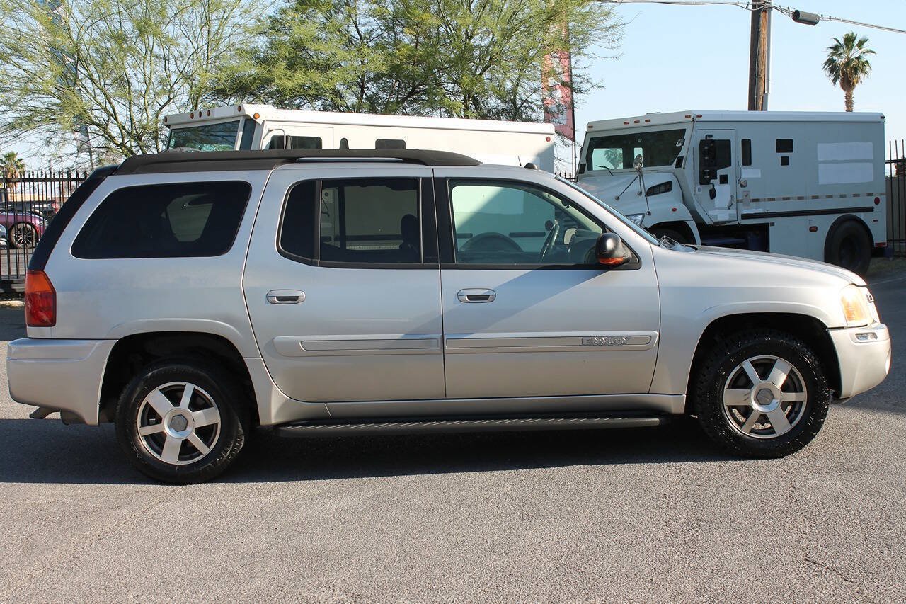 Used 2005 GMC Envoy XL SLT RWD image 9