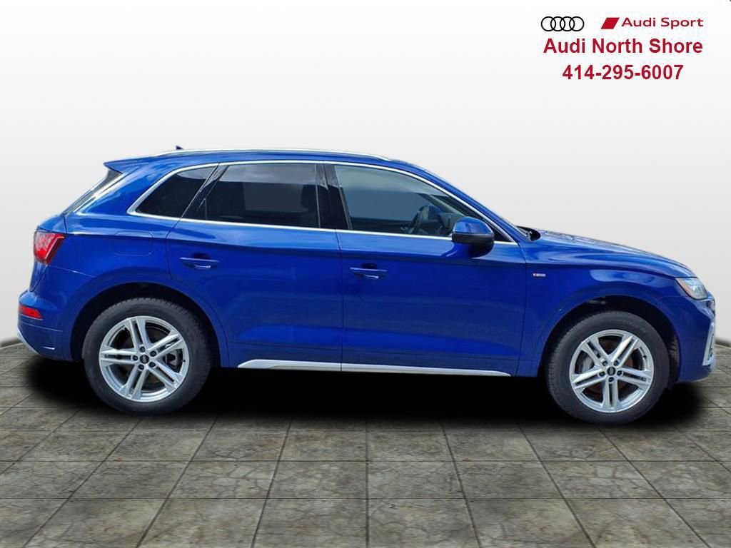 Certified 2025 Audi Q5 e Premium AWD/4WD image 3