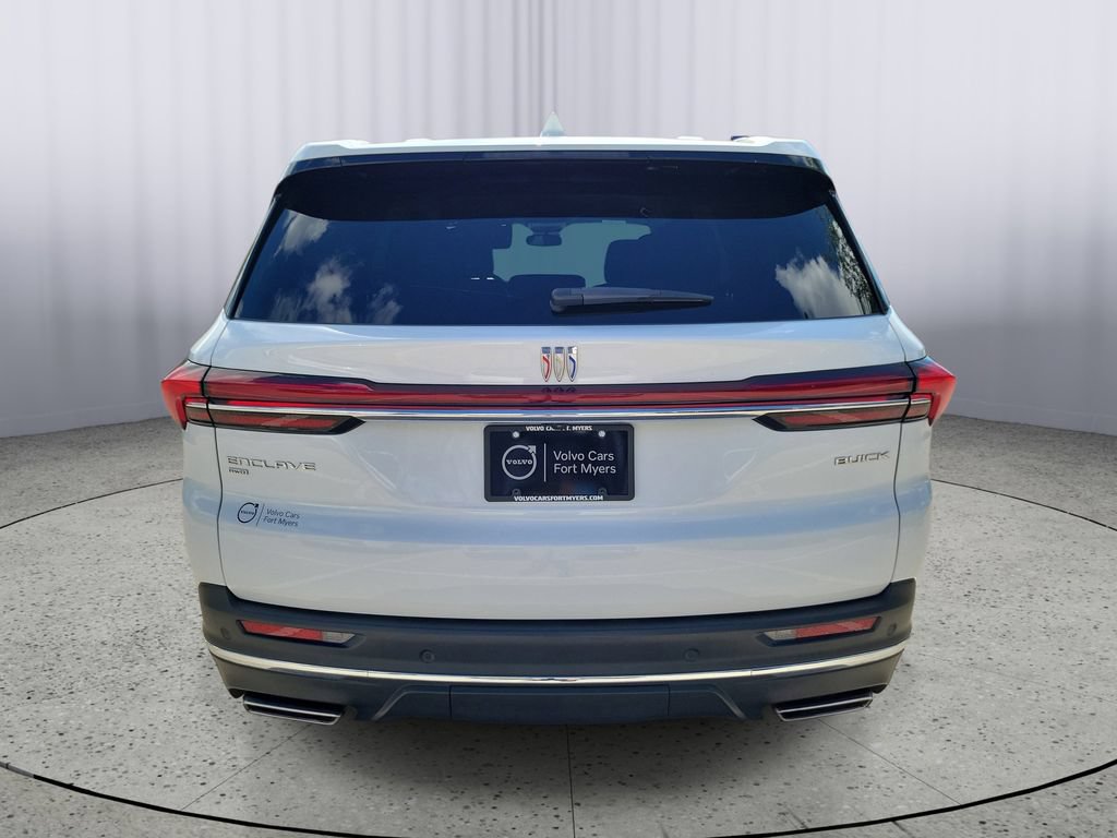 Used 2025 Buick Enclave Preferred AWD/4WD image 5