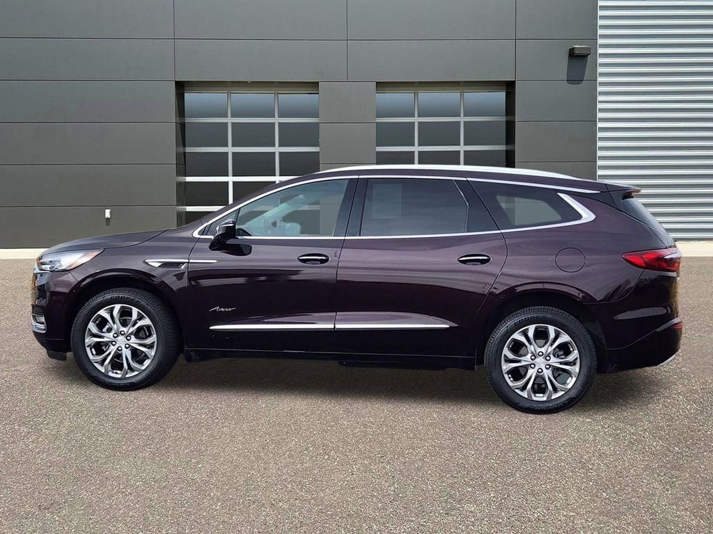 Used 2021 Buick Enclave Avenir w/ Avenir Technology Package image 2