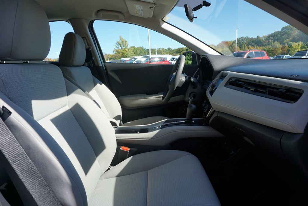 Used 2020 Honda HR-V LX image 58