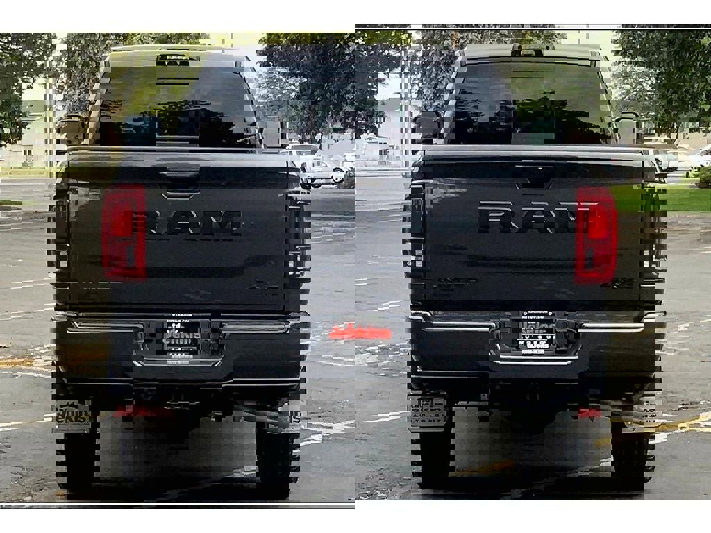 New 2025 RAM 3500 Limited image 4