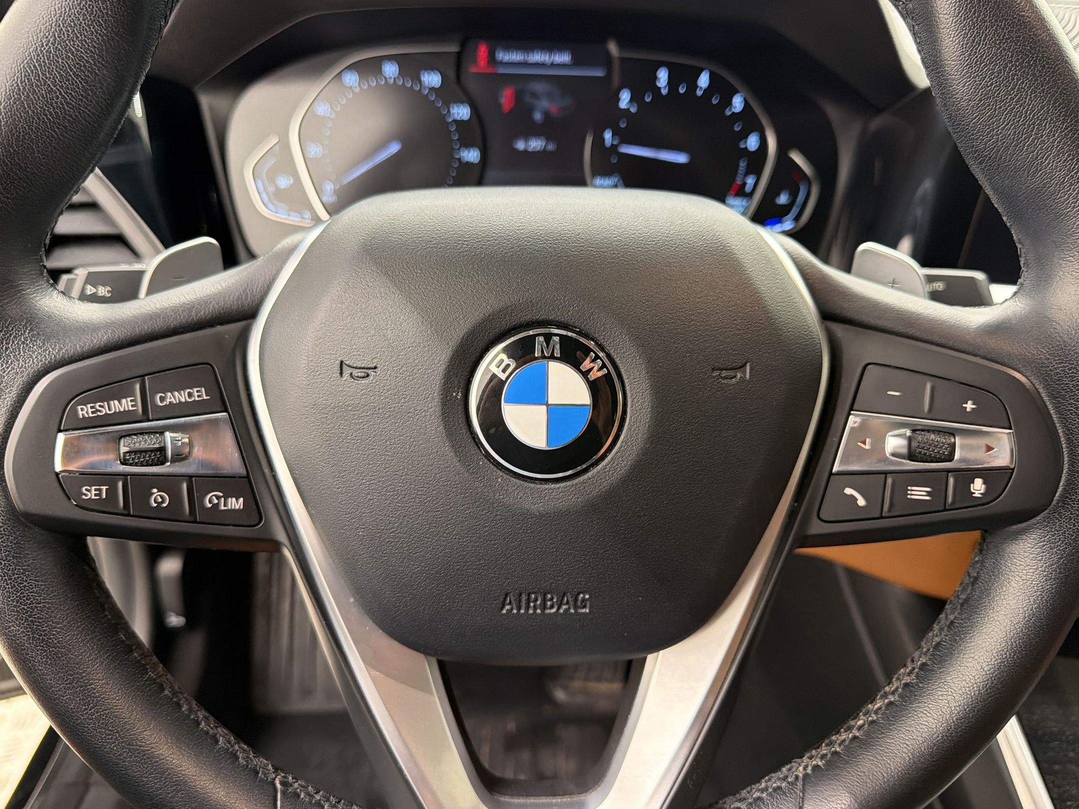 Used 2022 BMW 330i Sedan w/ Convenience Package RWD image 11