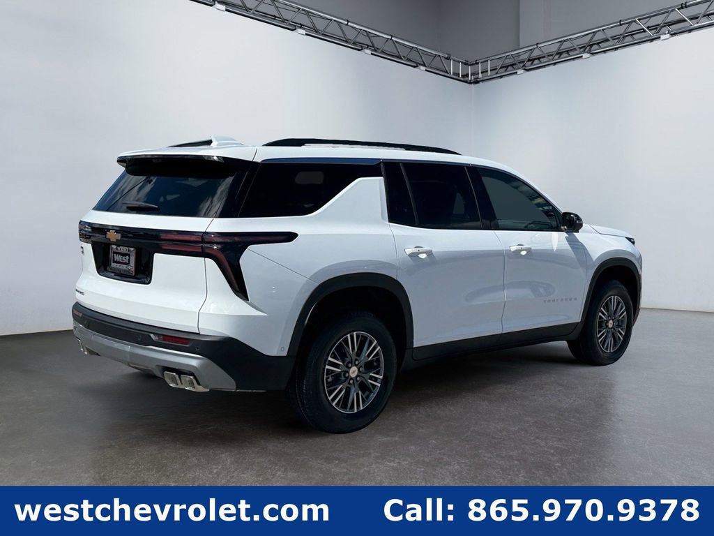 New 2026 Chevrolet Traverse LT w/ Enhanced Driving Package image 3
