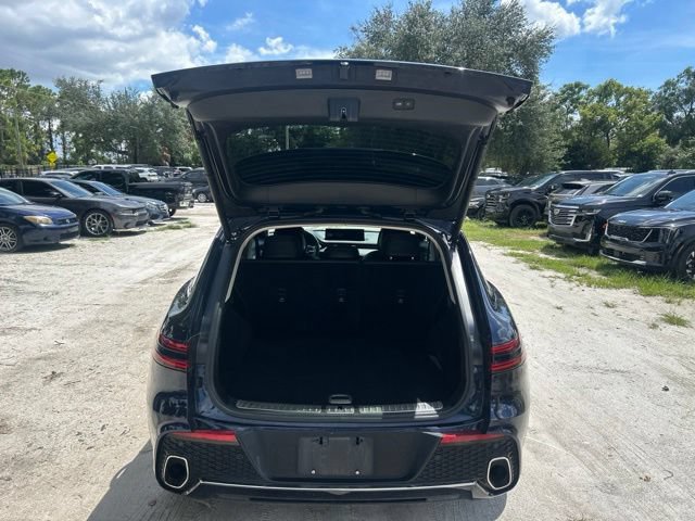 Used 2025 Genesis GV70 2.5T AWD/4WD image 7