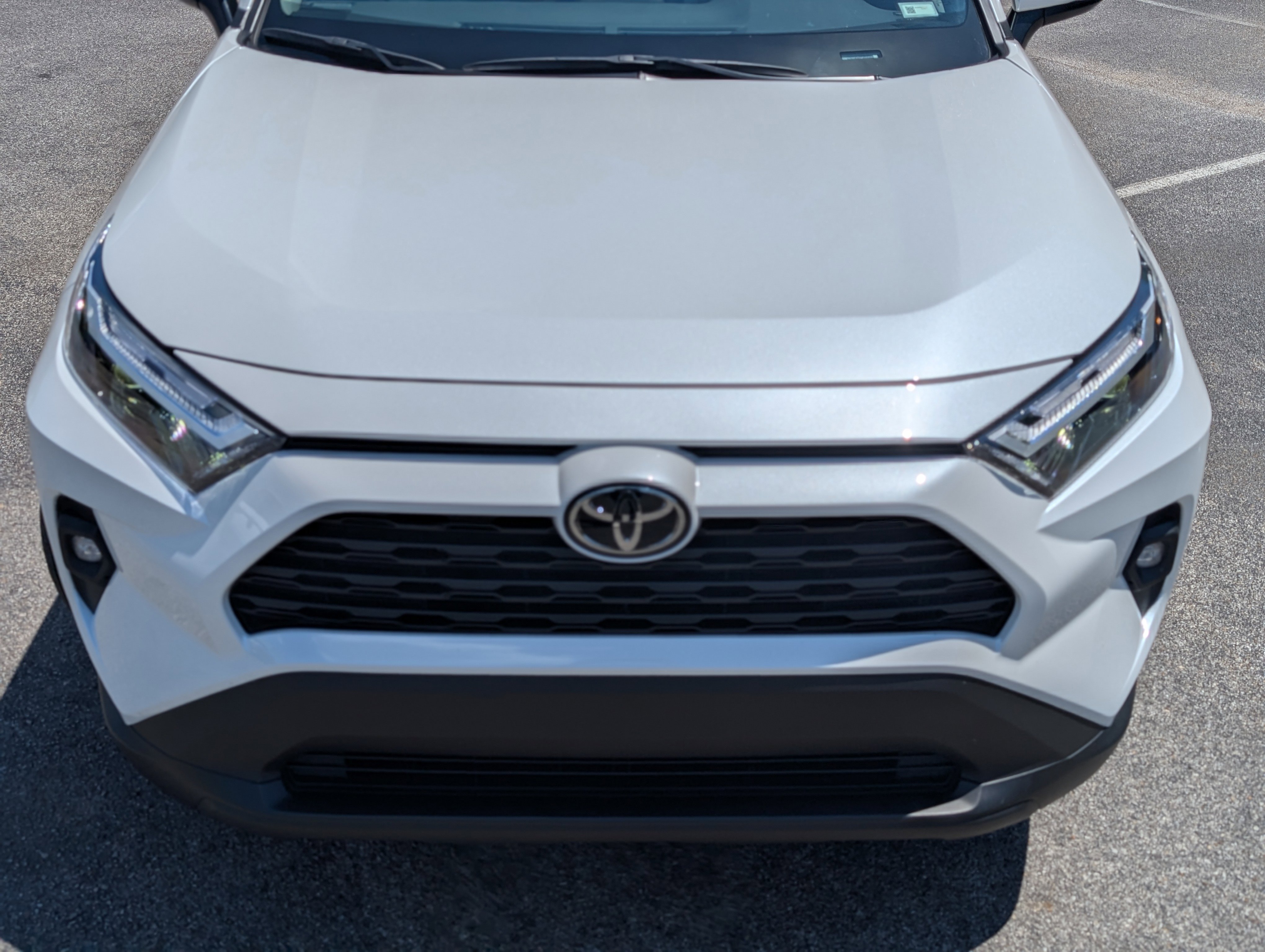 Used 2025 Toyota RAV4 XLE Premium w/ Weather Package AWD/4WD image 12