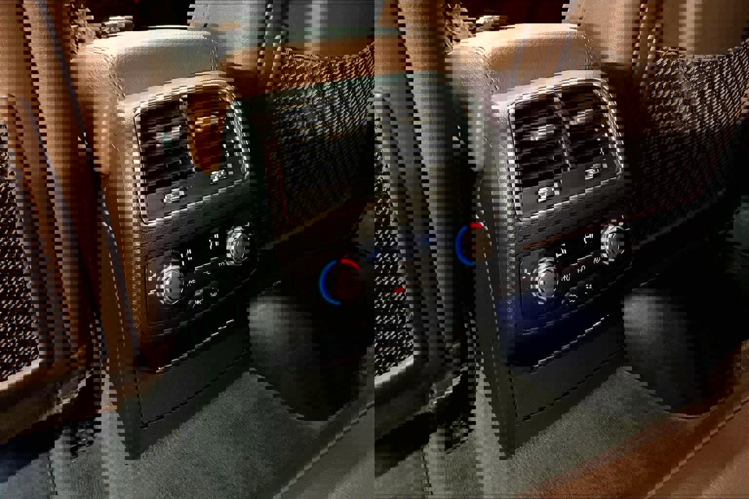 Used 2016 Audi A7 3.0T Premium Plus w/ 20" Wheel & Tire Package image 34