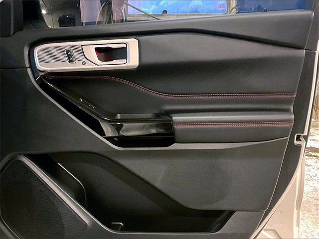 Used 2023 Ford Explorer ST-Line w/ Class IV Trailer Tow Package image 20