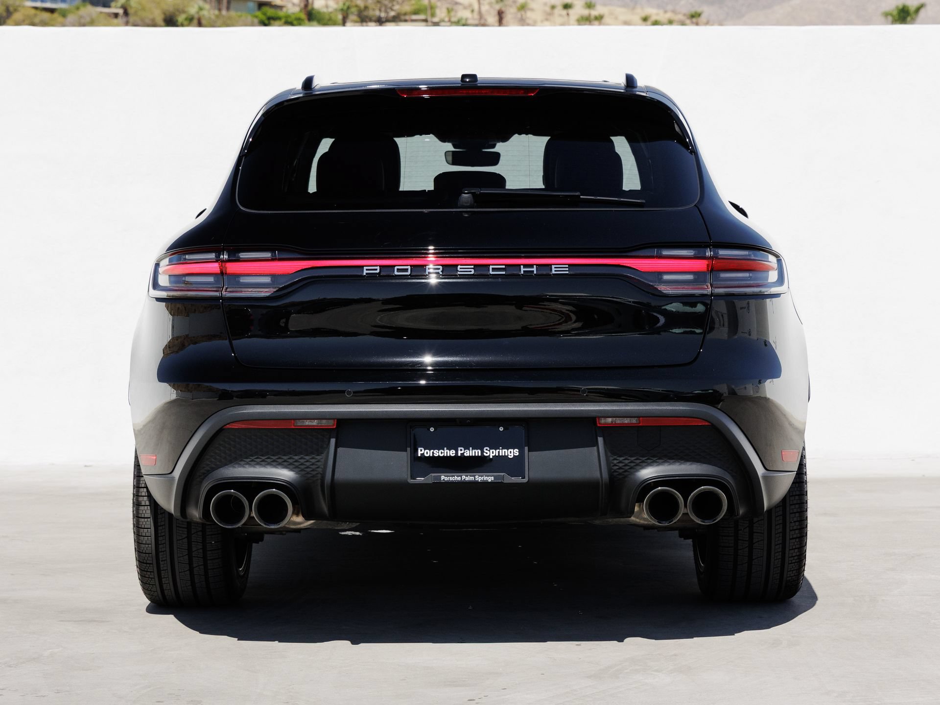 Certified 2026 Porsche Macan AWD/4WD image 6