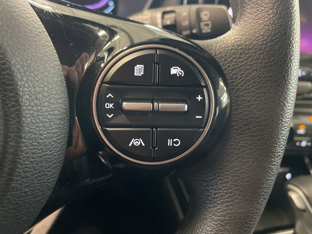 Certified 2023 Kia Soul S image 27