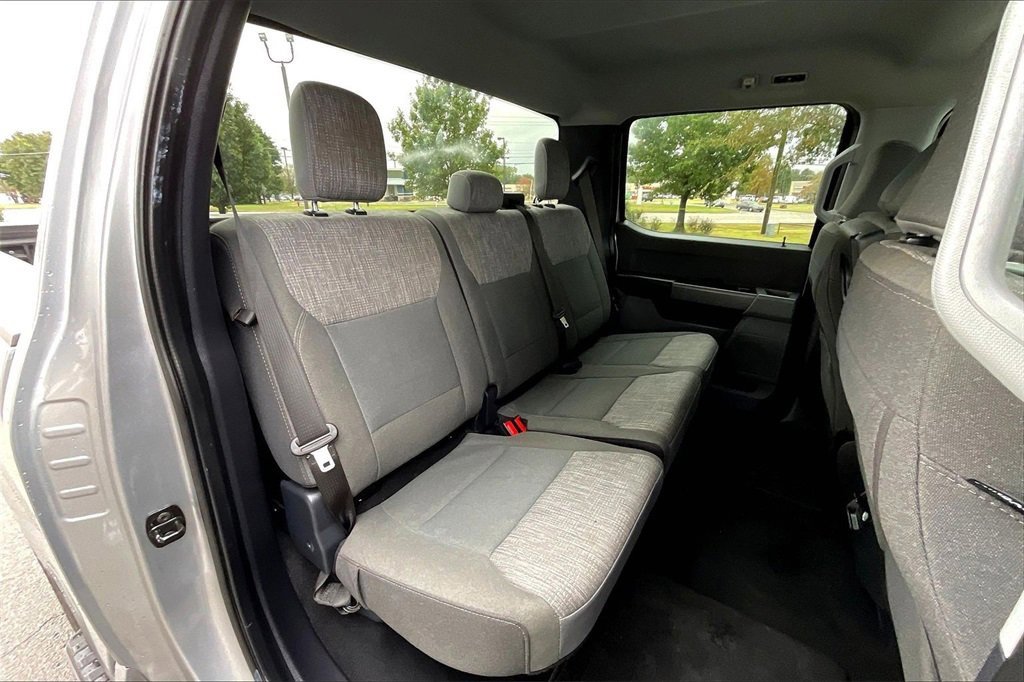 Used 2024 Ford F250 XLT image 32