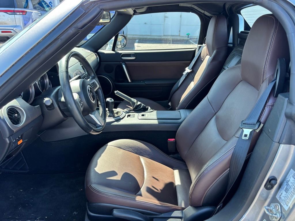Used 2009 MAZDA MX-5 Miata Grand Touring w/ Premium Pkg image 7