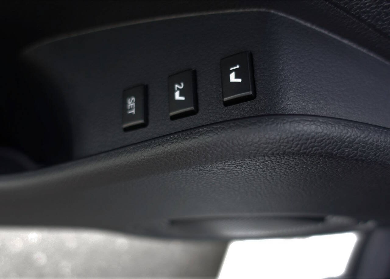 Used 2017 Toyota Mirai FWD image 24