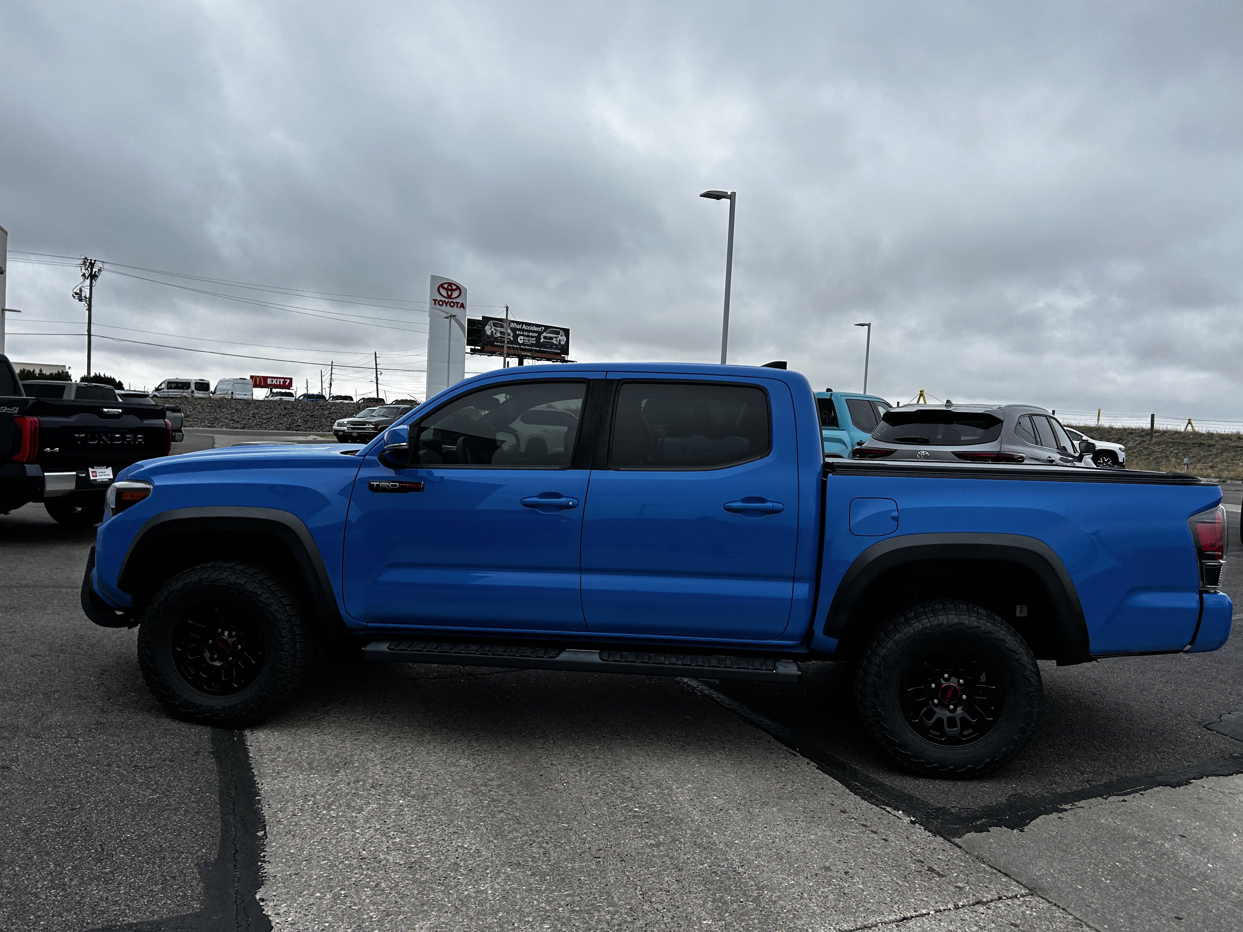 Used 2019 Toyota Tacoma TRD Pro image 2
